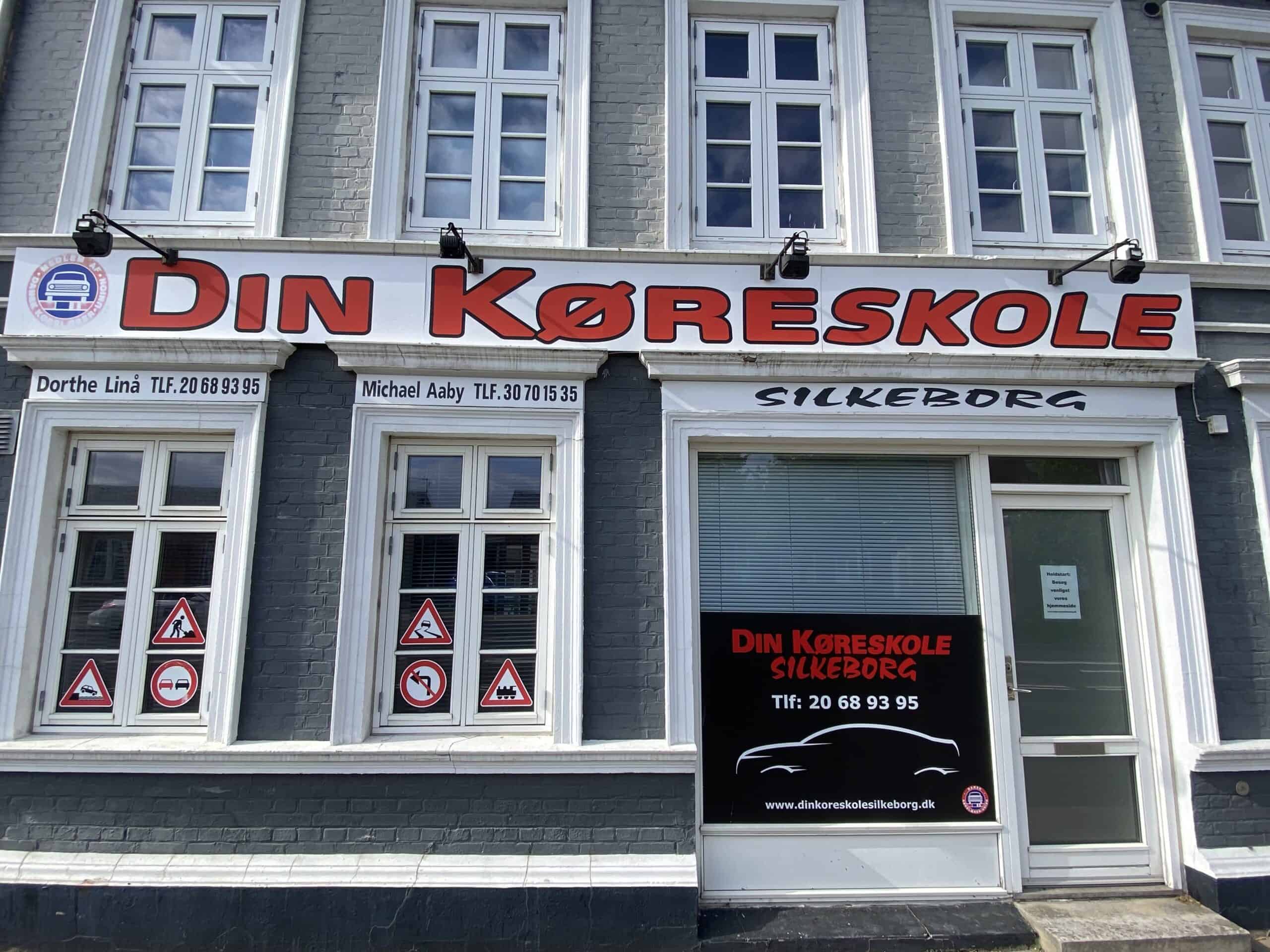 Din Køreskole Silkeborg facade, ved Drewsensvej i Silkeborg.